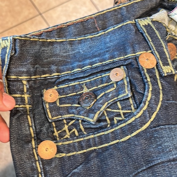 38x30 - Picture 4 of 4